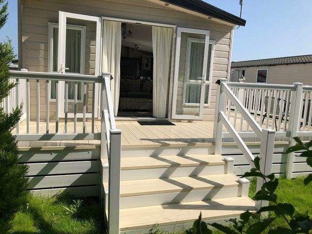 Unity Holiday Resort - Holiday Accommodation 16365 - 1185993 - photo 1 