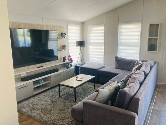 Pendine Sands - Holiday Accommodation 16559 - 1186049 - photo 1 