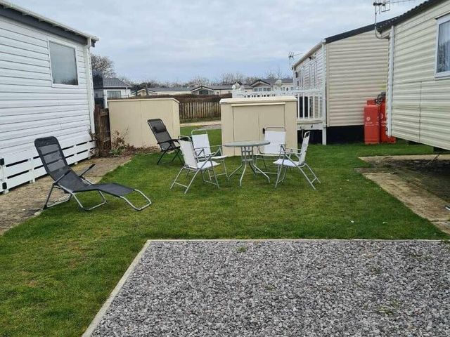 Hayling Island Holiday Park - Meadow Bay Villages - Holiday Accommodation 16626 - 1186068 - photo 1 