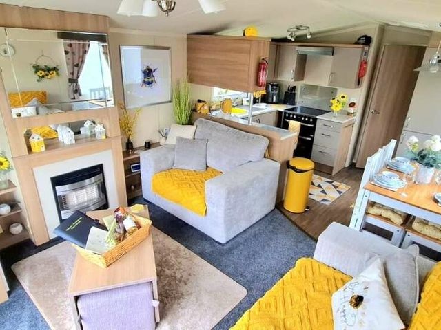Cleethorpes Beach Holiday Park - Holiday Accommodation 16691 - 1186078 - photo 1 