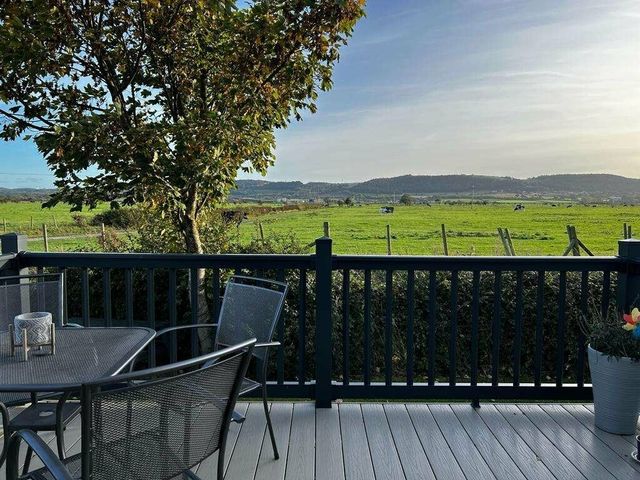 Ty Mawr Holiday Park - Holiday Accommodation 16935 - 1186145 - photo 1 