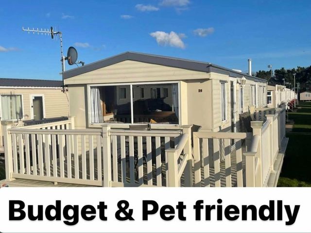 Cayton Bay Caravan Park - Holiday Accommodation 16991 - 1186175 - photo 1 