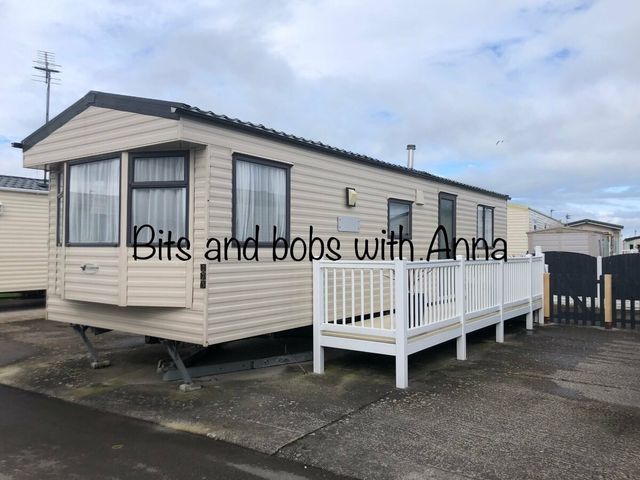Golden Gate Holiday Centre - Holiday Accommodation 17228 - 1186250 - photo 1 