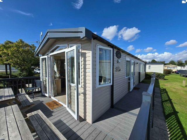 Cleethorpes Beach Holiday Park - Holiday Accommodation 17392 - 1186300 - photo 1 