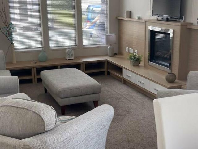 Pendine Sands - Holiday Accommodation 17678 - 1186392 - photo 1 