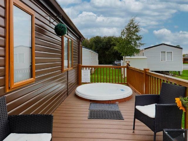 Tattershall Lakes Country Park - Holiday Accommodation 17694 - 1186396 - photo 1 