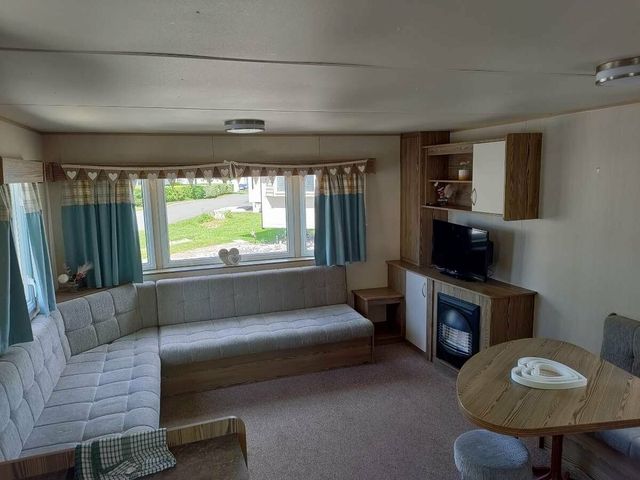 Marton Mere Holiday Village - Holiday Accommodation 17751 - 1186418 - photo 1 