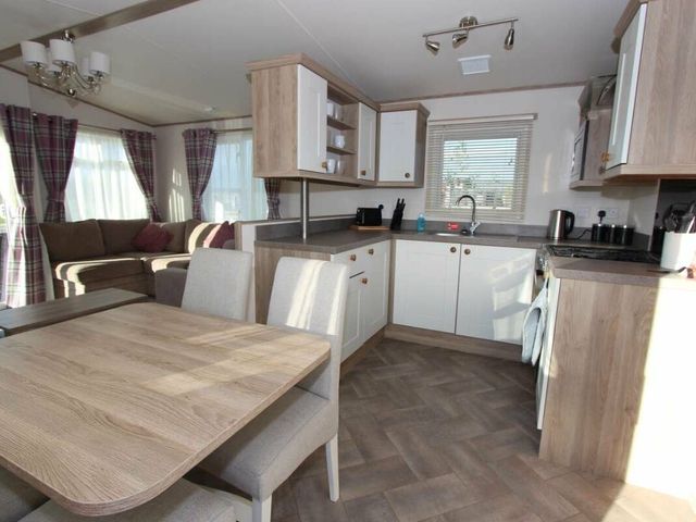 Tattershall Lakes Country Park - Holiday Accommodation 17807 - 1186434 - photo 5