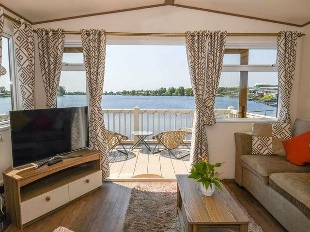 Tattershall Lakes Country Park - Holiday Accommodation 18151 - 1186538 - photo 1 