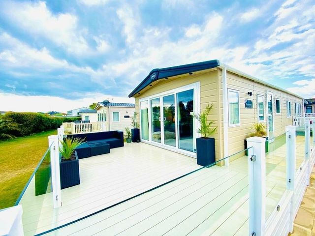 Par Sands Holiday Park - Holiday Accommodation 18484 - 1186633 - photo 1 