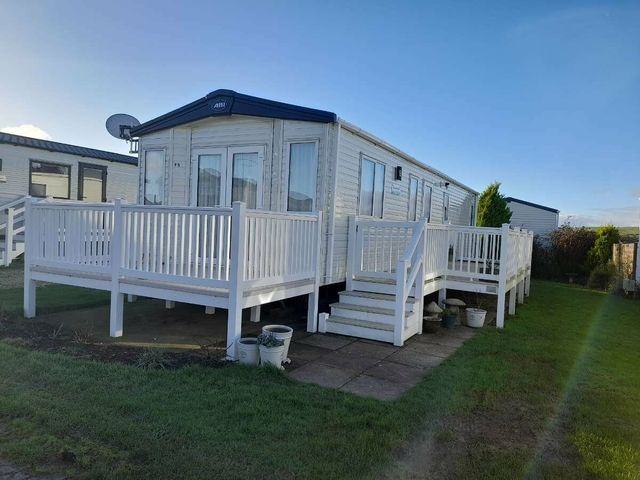 Durdle Door Holiday Park - Holiday Accommodation 19199 - 1186879 - photo 1 