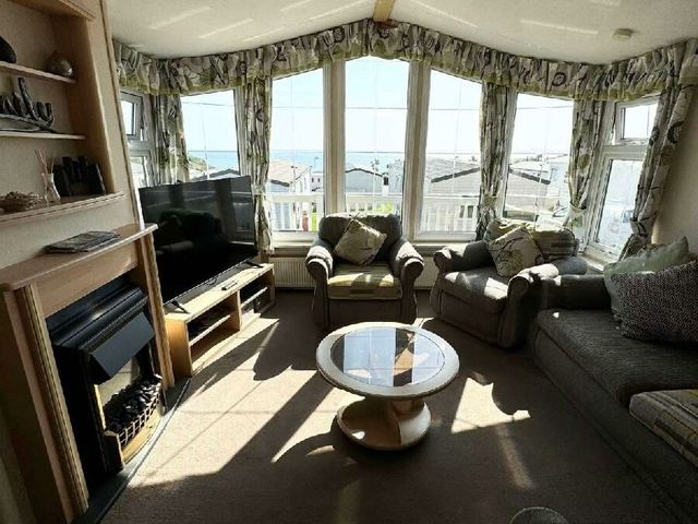 Devon Cliffs Holiday Park - Holiday Accommodation 19565 - 1187019 - photo 1 