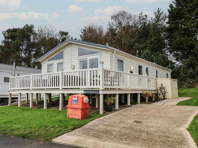 Cayton Bay Caravan Park - Holiday Accommodation 19634 - 1187042 - photo 1 