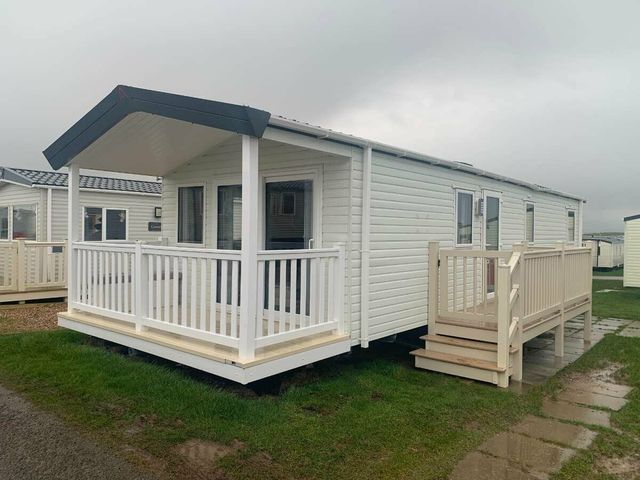 Blue Dolphin Holiday Park - Holiday Accommodation 19638 - 1187044 - photo 1 
