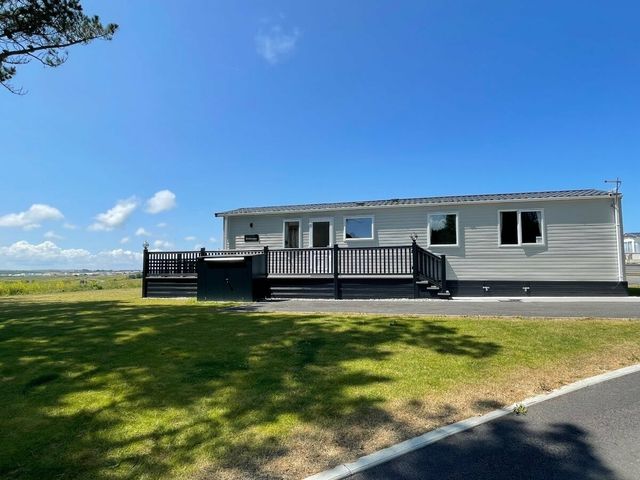 Newquay Holiday Park - Holiday Accommodation 19866 - 1187130 - photo 1 