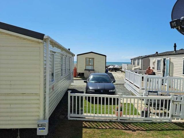 Lyons Sunnysands Holiday Park - Holiday Accommodation 20099 - 1187214 - photo 1 