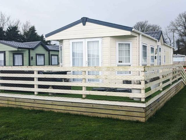WigBay Holiday Park - Holiday Accommodation 20139 - 1187224 - photo 1 
