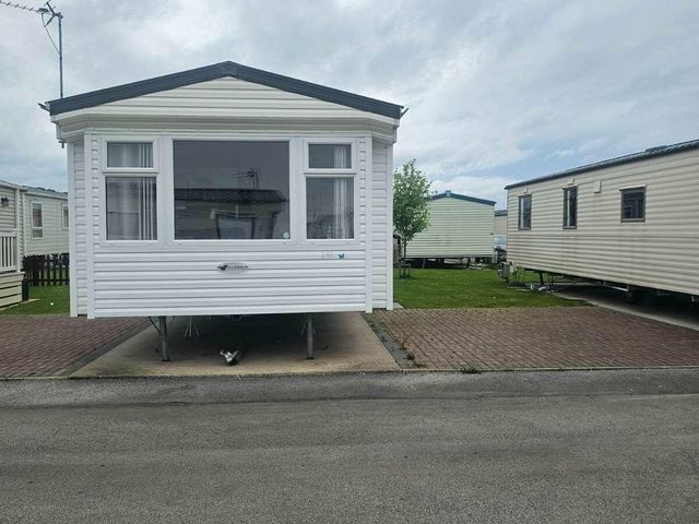Golden Gate Holiday Centre - Holiday Accommodation 20178 - 1187248 - photo 1 
