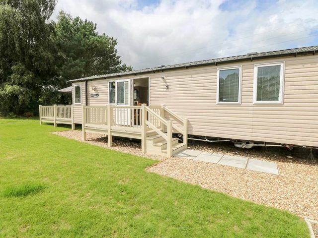 Caldecott Hall Country Park - Holiday Accommodation 20443 - 1187356 - photo 1 