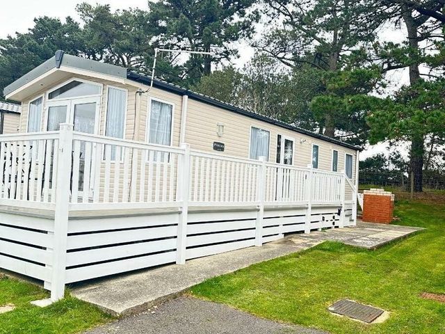 Shorefield Country Park - Holiday Accommodation 20550 - 1187410 - photo 1 