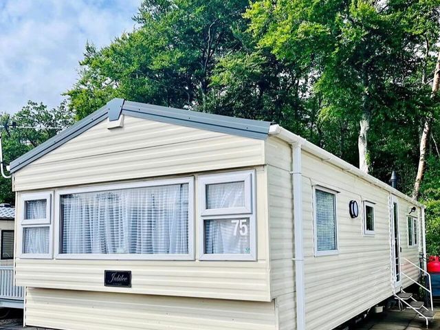 Sundrum Castle Holiday Park - Holiday Accommodation 20584 - 1187419 - photo 1 
