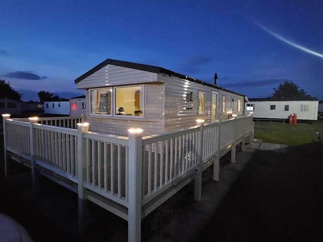 Golden Sands - Holiday Accommodation 20707 - 1187476 - photo 1 