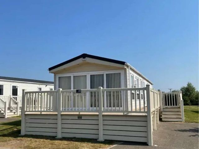 Tattershall Lakes Country Park - Holiday Accommodation 20875 - 1187564 - photo 1 