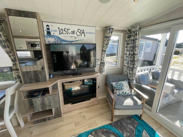 Marton Mere Holiday Village - Holiday Accommodation 20980 - 1187638 - photo 1 