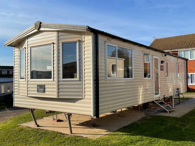 Ladram Bay Holiday Park - Holiday Accommodation 20997 - 1187651 - photo 1 