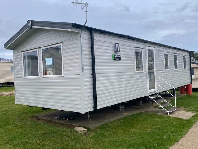 Cayton Bay Caravan Park - Holiday Accommodation 21469 - 1187980 - photo 1 