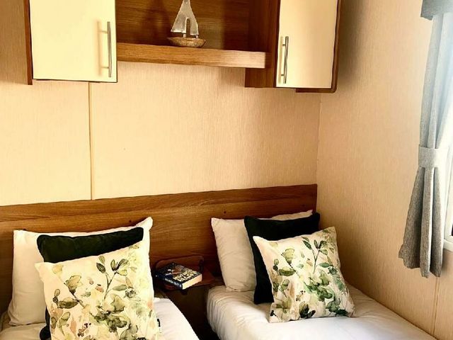 Southview Holiday Park - Holiday Accommodation 21600 - 1188063 - photo 1 