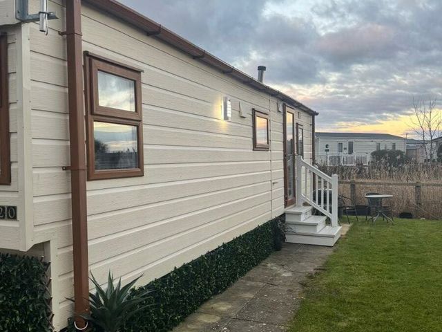 Marine Holiday Park - Holiday Accommodation 21749 - 1188170 - photo 1 