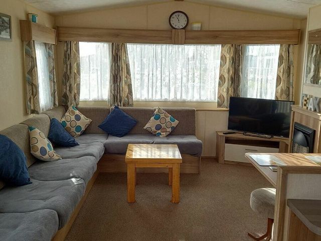 North Shore Holiday Centre - Holiday Accommodation 21789 - 1188201 - photo 1 