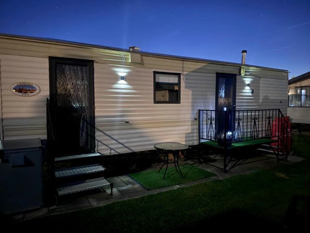 Happy Days Holiday Homes - Holiday Accommodation 21997 - 1188374 - photo 1 