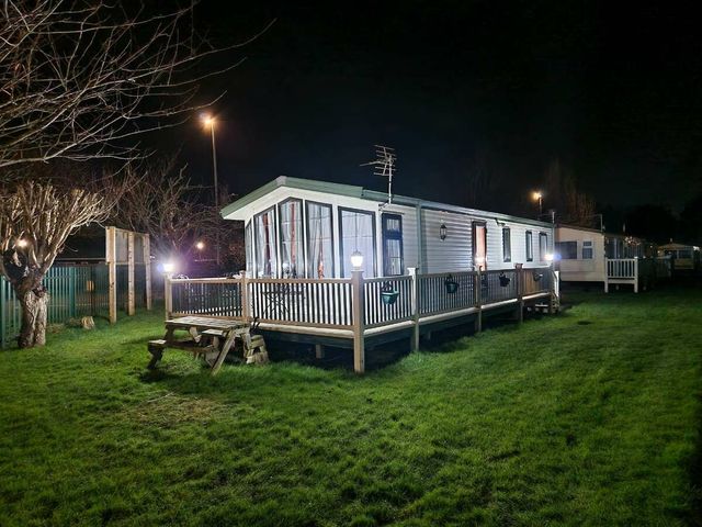 Happy Days Holiday Homes - Holiday Accommodation 22006 - 1188382 - photo 1 