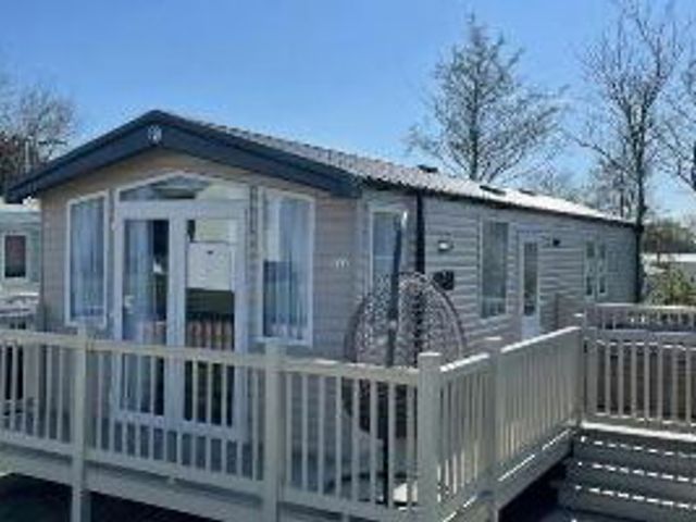 Cleethorpes Beach Holiday Park - Holiday Accommodation 22197 - 1188539 - photo 1 
