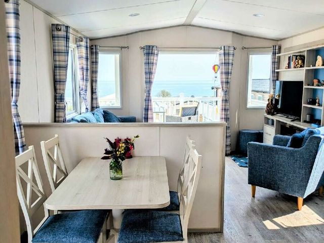 Ladram Bay Holiday Park - Holiday Accommodation 22219 - 1188558 - photo 1 