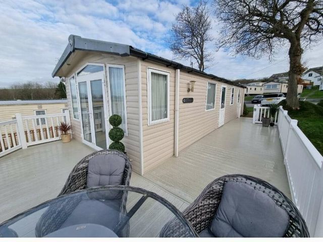 Quay West Holiday Park - Holiday Accommodation 22340 - 1188653 - photo 1 