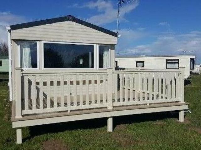 Skipsea Sands Holiday Park - Holiday Accommodation 352 - 1188813 - photo 1 