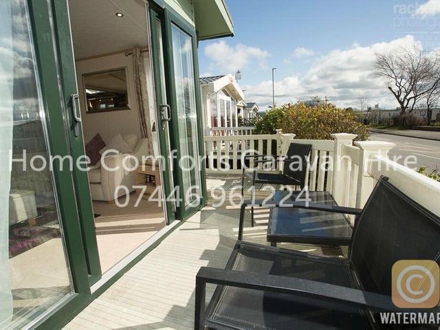 Golden Gate Holiday Centre - Holiday Accommodation 451 - 1188878 - photo 1 