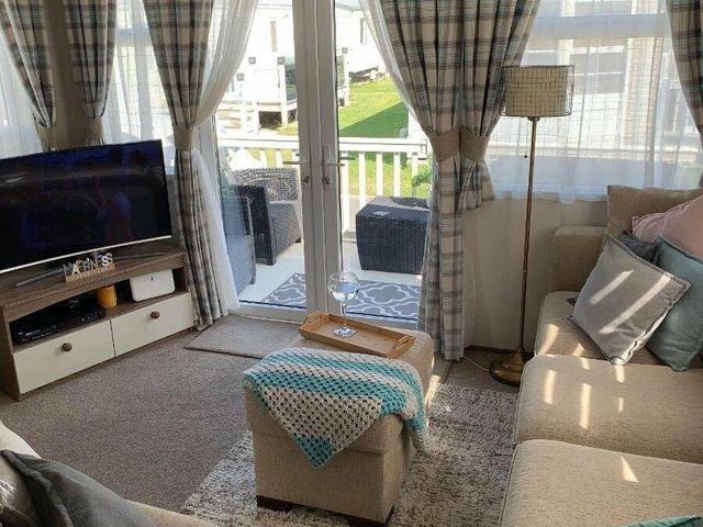 Marine Holiday Park - Holiday Accommodation 4829 - 1188898 - photo 1 