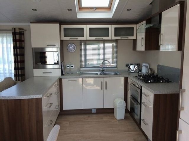 Pinewoods Holiday Park - Holiday Accommodation 5674 - 1188948 - photo 1 