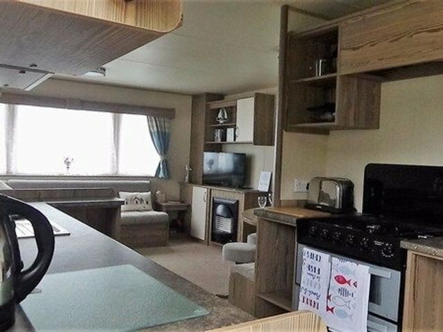Devon Cliffs Holiday Park - Holiday Accommodation 5836 - 1188955 - photo 1 