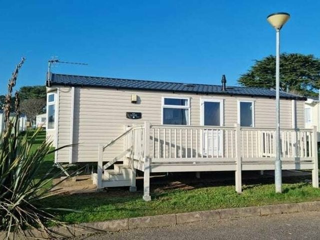 Looe Bay Holiday Park - Holiday Accommodation 5972 - 1188969 - photo 1 