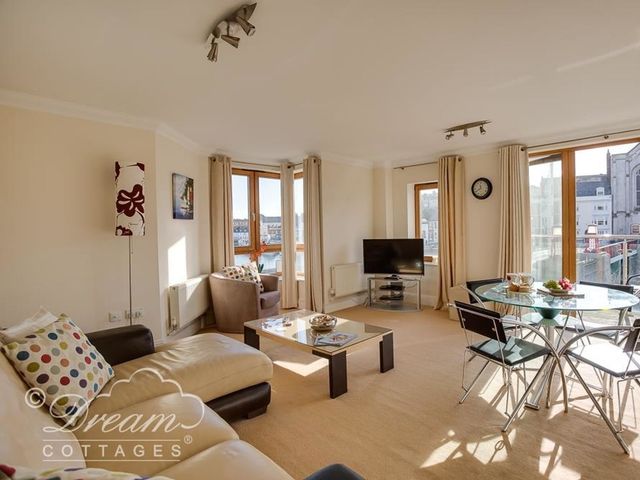 Harbourside Apartment - 1189387 - photo 2