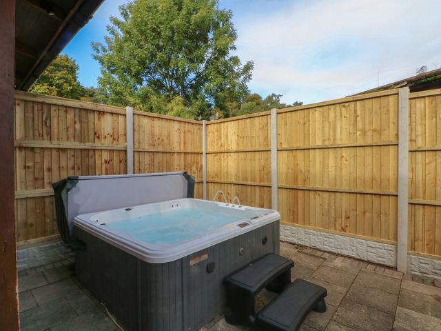 Woodlands View - 1189822 - photo 3