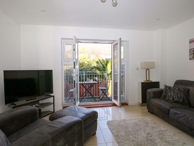 Harbour Way - 1190588 - photo 1 