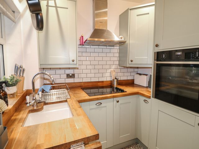 1 Nottingham Road - 1190751 - photo 5