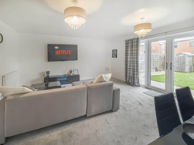 44 College Row - 1190786 - photo 3