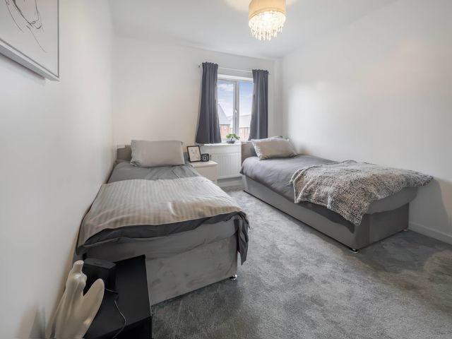 44 College Row - 1190786 - photo 5